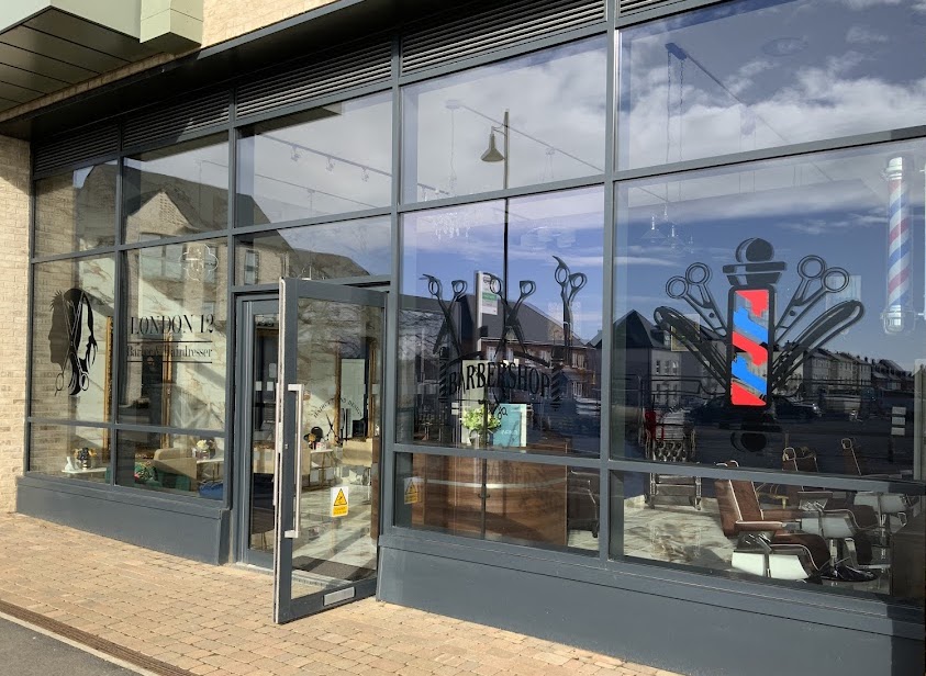 London 12 Heyford Park Barbershop exterior image.